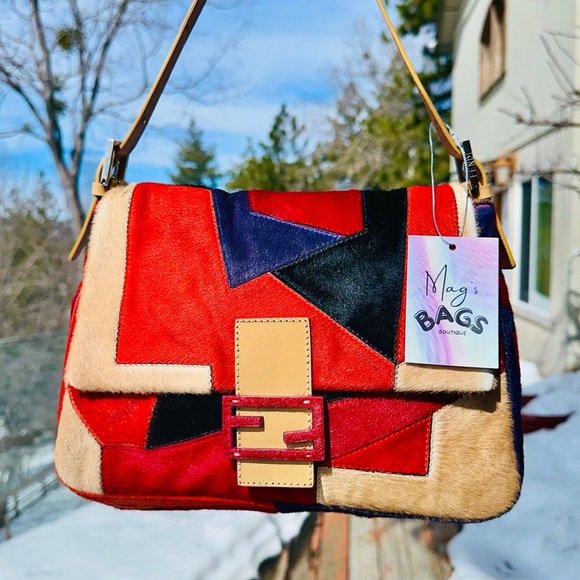 Fendi: Pony Calf Hair Multi Color Patchwork Leather Mamma Baguette Shoulder Bag - Picture 3 of 17